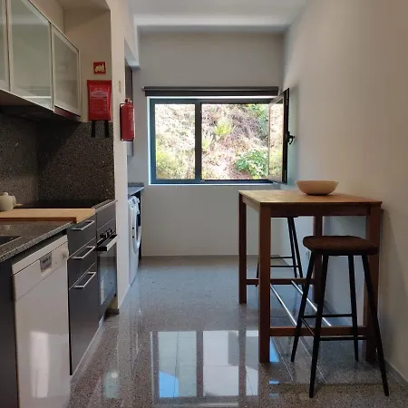 Apartamento Apartment *